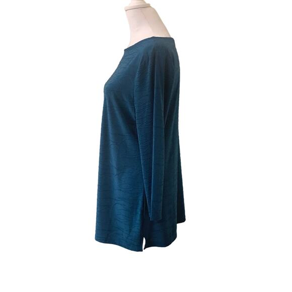 Croft & Barrow Woman's Blue 3/4 Length Sleeve Pull Over Shirt, Size Medium - Picture 2 of 11